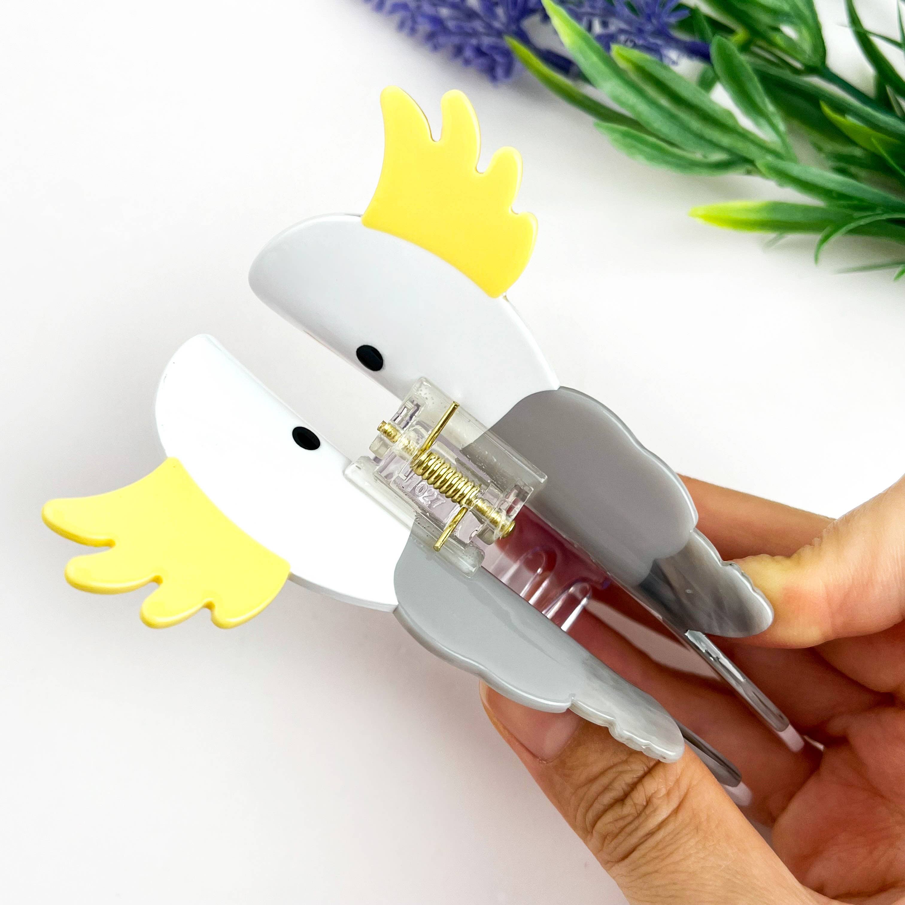 White Cockatoo Acetate Animal Hair Claw Clip for wholesale on Faire2