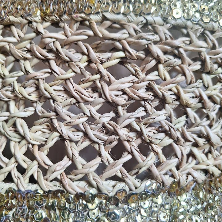 LeBazare - Wholesale Beach Bag - Straw tote bag embroidered with golden sequins5