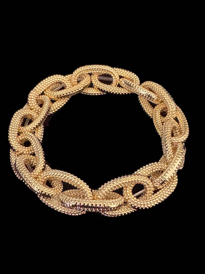All around textured Oval Link Bracelet for wholesale by D LINE