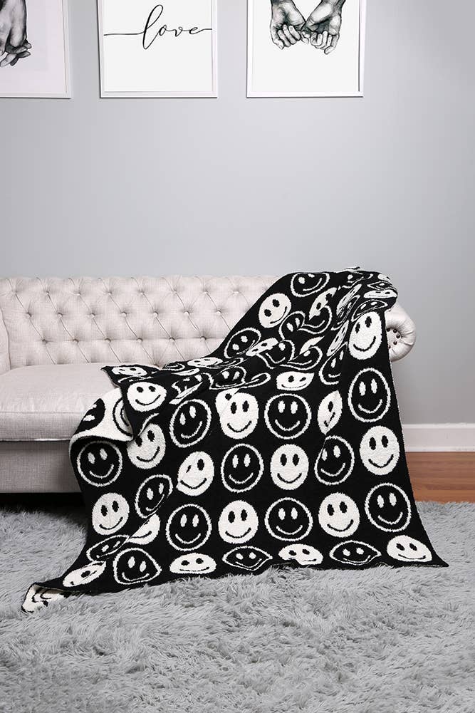 Hana - Wholesale Throw Blanket - Luxury Soft Happy Face Throw Blanket0