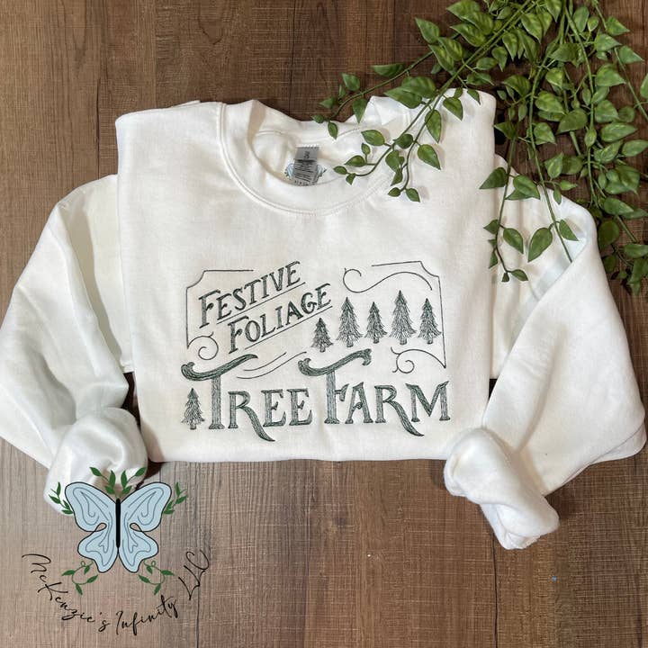 Festliches Sweatshirt mit Rundhalsausschnitt und Stickerei Foliage Tree Farm für den Großhandel von McKenzie’s Infinity LLC