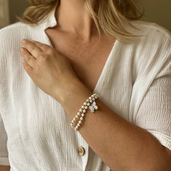 Suzie Blue Canada - Wholesale Charm/Dangle Bracelet - Double Strand Crystal Bracelet With Butterfly Charm