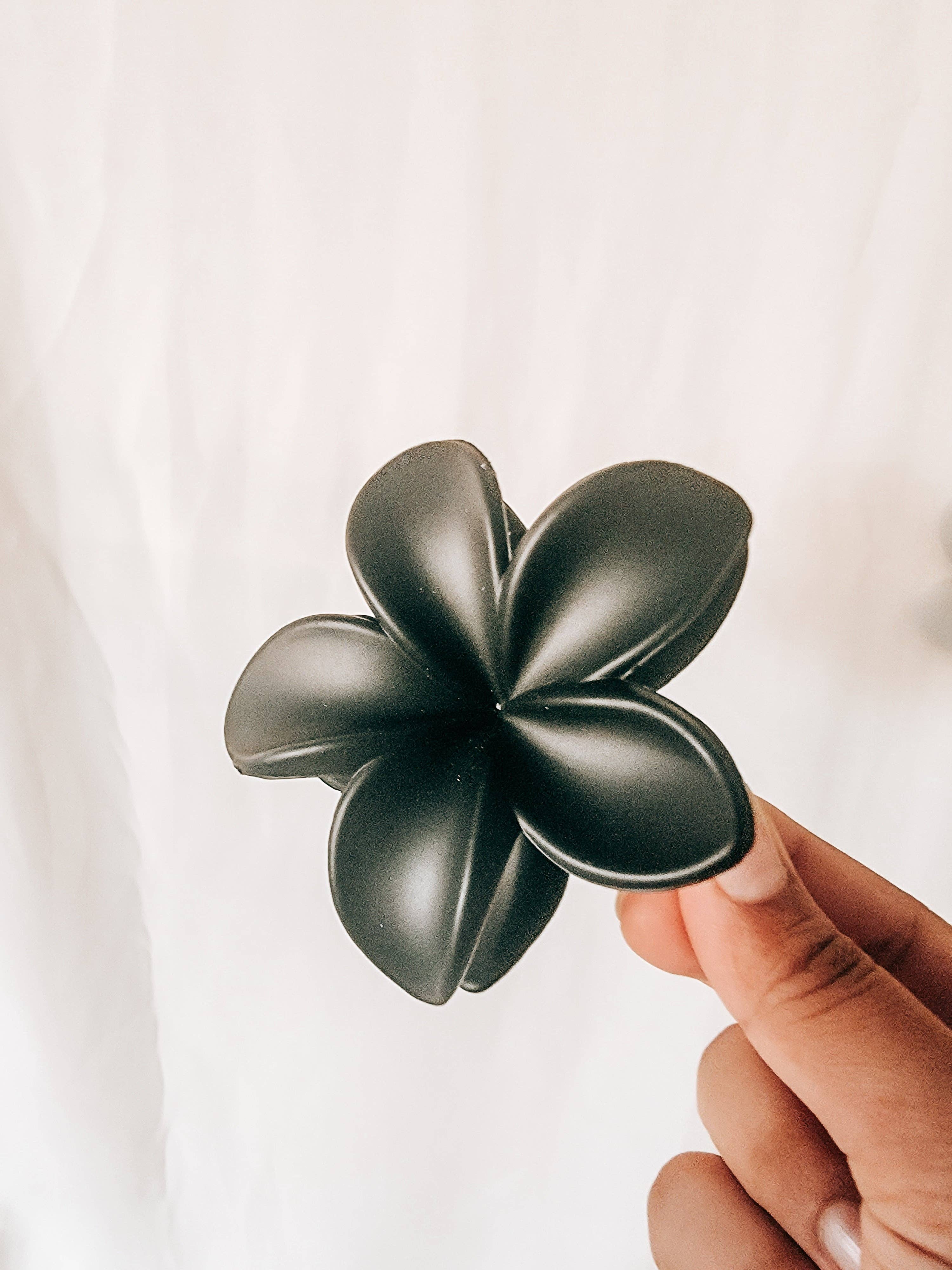 Infinery - Wholesale Hair Clip - Women's - Plumeria Flower Hair Claw Clip0