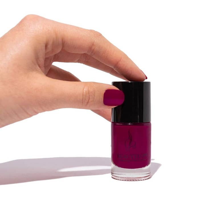 BEAUTYLOPE Pure & Vegan Halal Cosmetics - Wholesale Nail Polish - Vegan nail polish, halal nail polish Berry Me