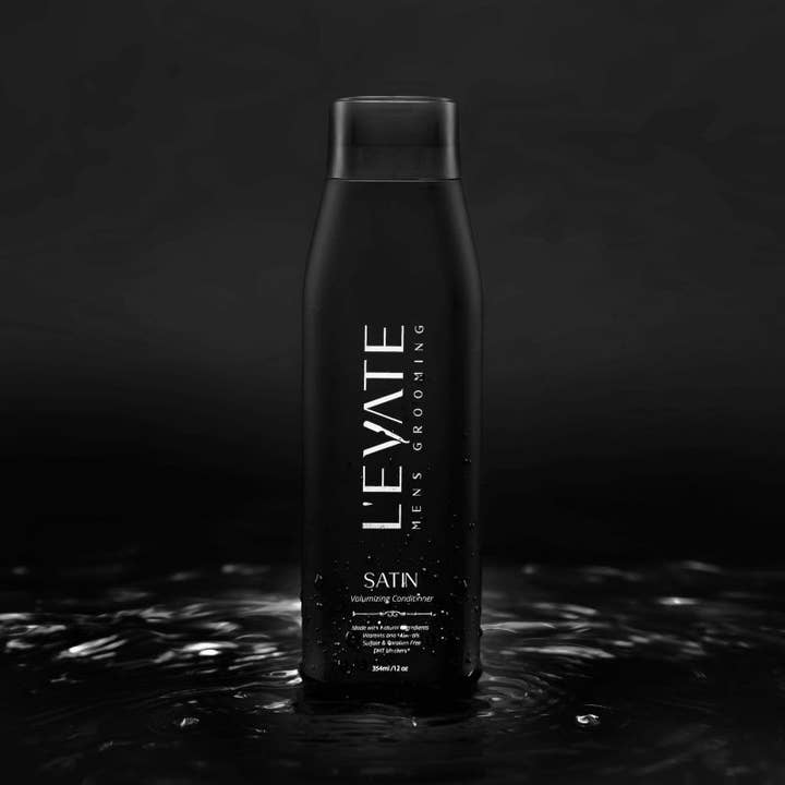 Après-shampoing volumisant satiné pour la vente par L'EVATE Mens Grooming