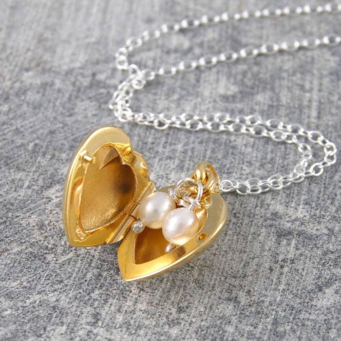 Otis Jaxon London - Wholesale Locket Necklace - Gold Heart Locket Necklace with Pearls6