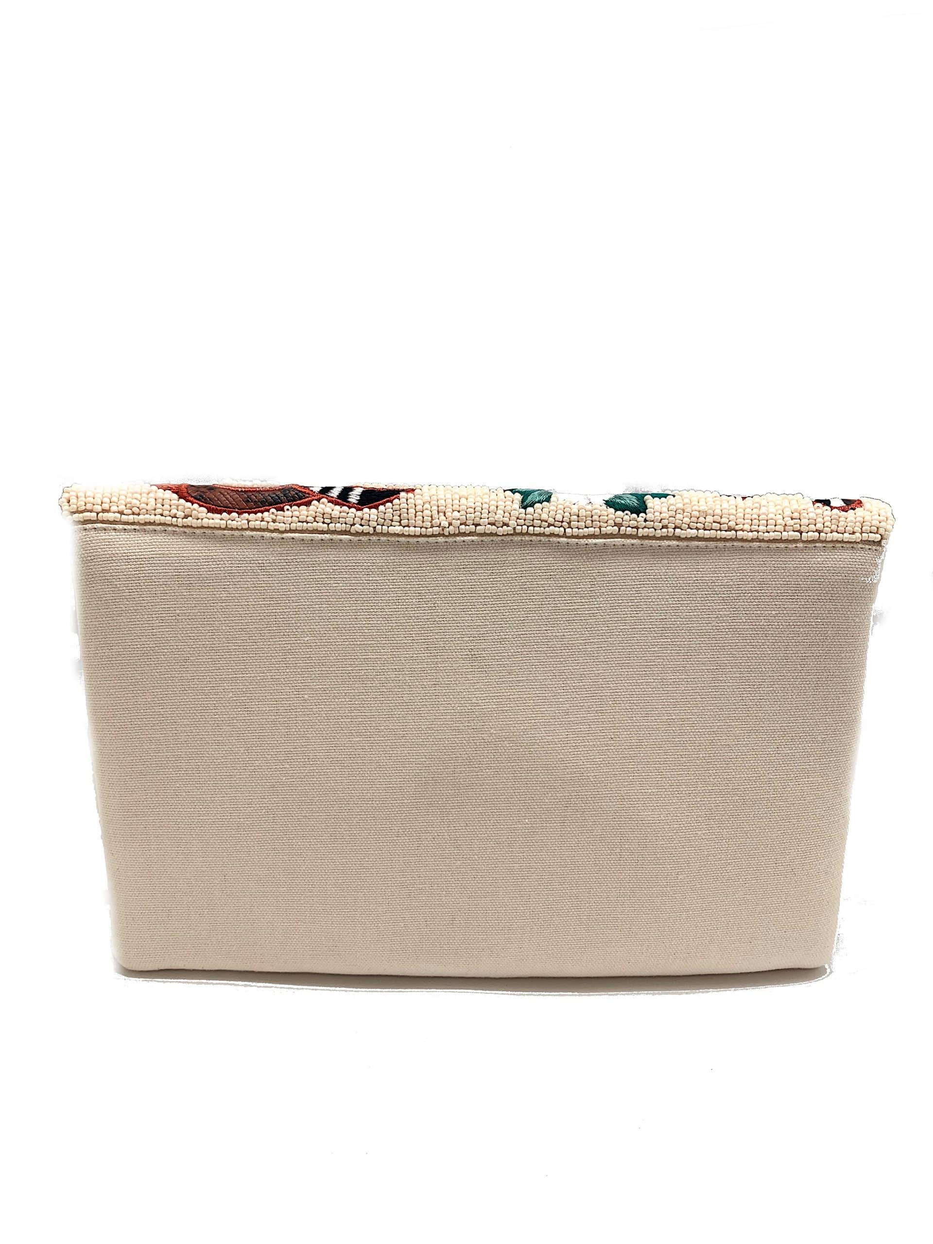 Pizzazz, Inc. – Großhandel Clutch – Damen – CREMEFARBENE CLUTCH MIT PERLEN UND BLUMEN- UND SCHLANGENSTICKEREI3