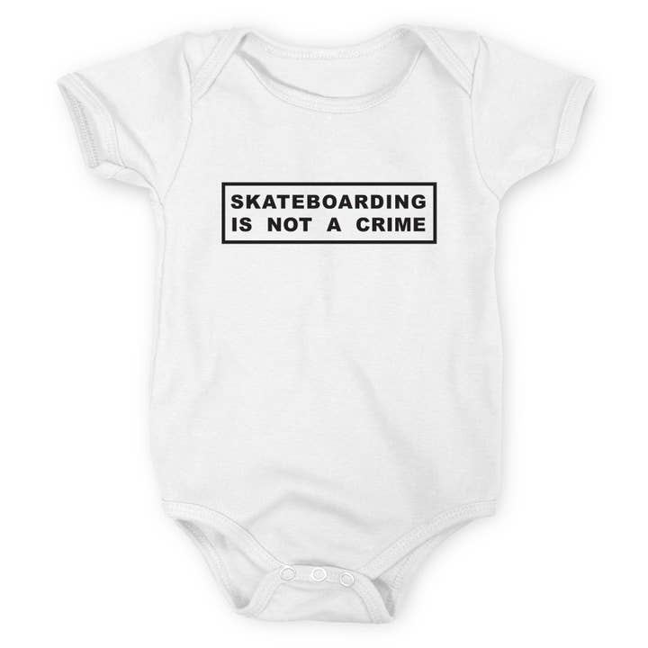 Sol Baby 'Le skateboard n'est pas un crime' Body pour la vente par Sol Baby