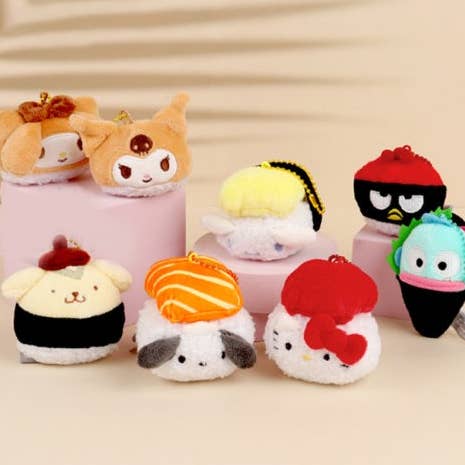 Beperkt! Sanrio Sushi Pluche Sleutelhanger (5cm) Willekeurig voor wholesale door K-Wonderland