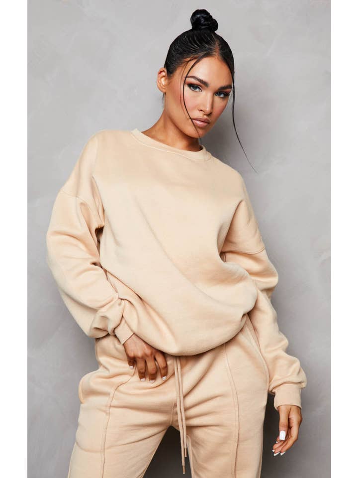 Femme Luxe – wholesale Lounge set – Women's – Nude Oversized Sweatshirt & Front Seam Joggers Loungewear Set - Seville