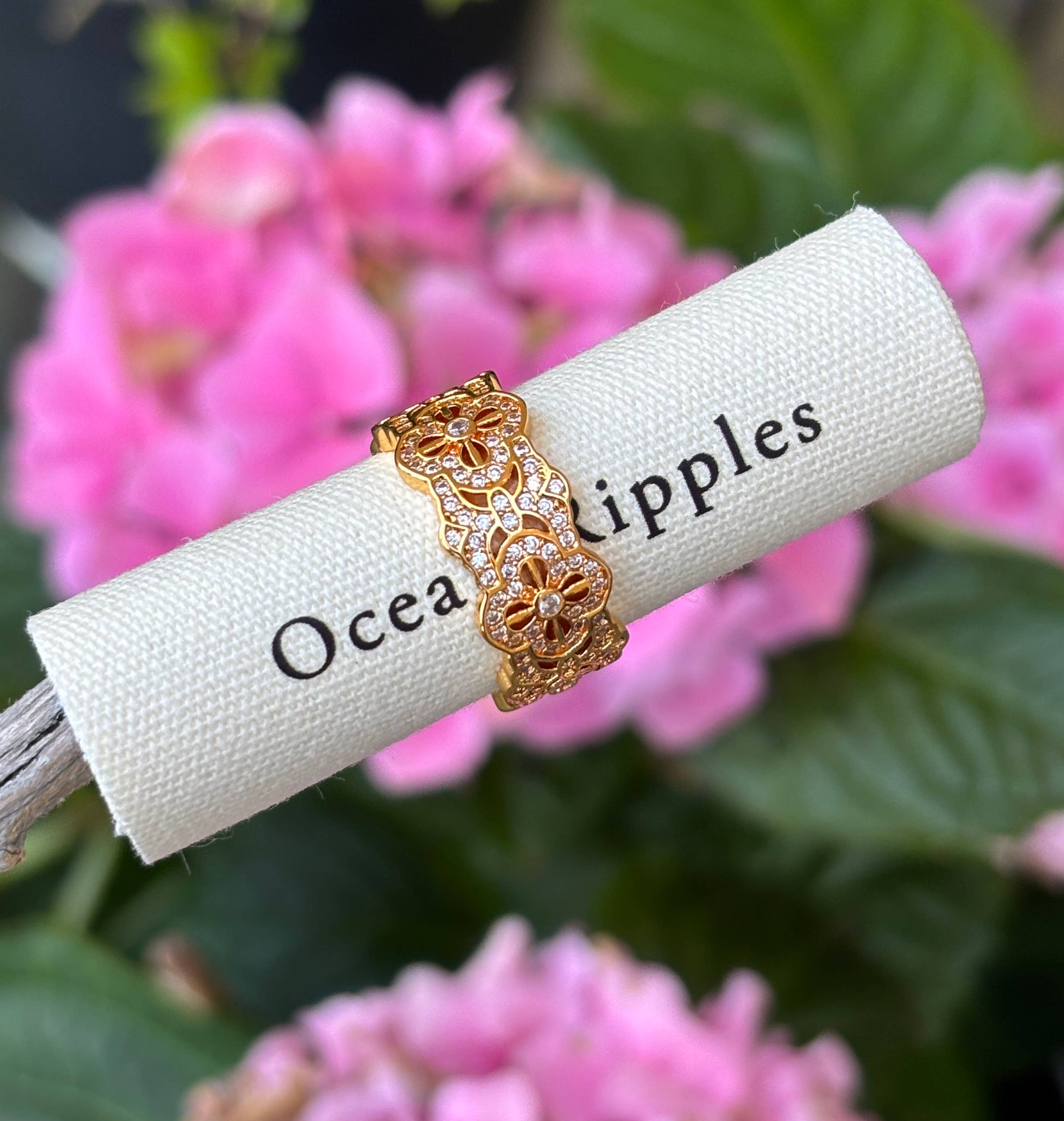 Ocean Ripples - Wholesale Multi-Stone Ring - 18ct Gold Plated Cubic Zirconia Flower Lace Ring 2