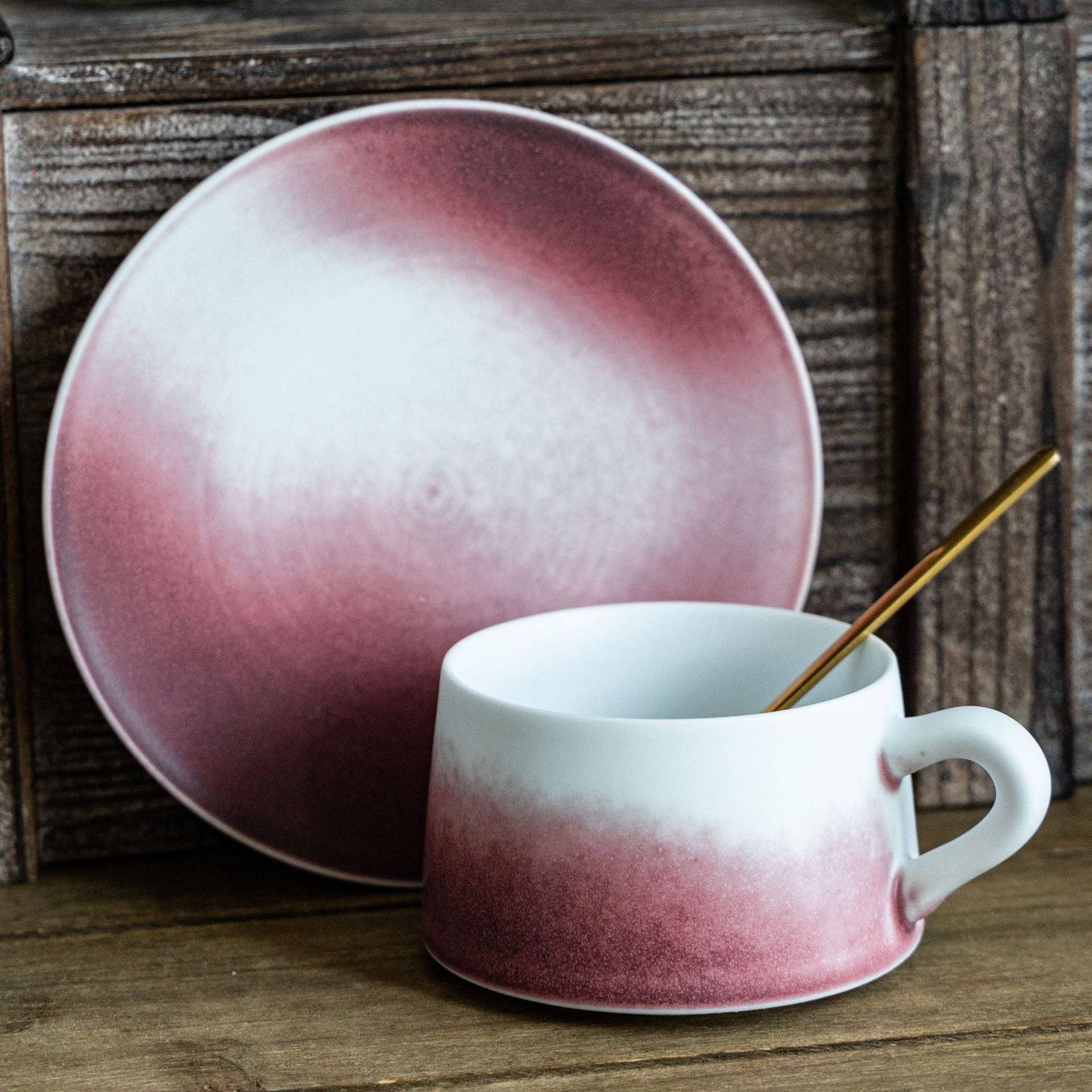 Gohobi （We cover U.S. import duties） - Vendita all'ingrosso Tazza - Set tazza e piattino in gres giapponese colorato graduale fatto a mano Gohobi1