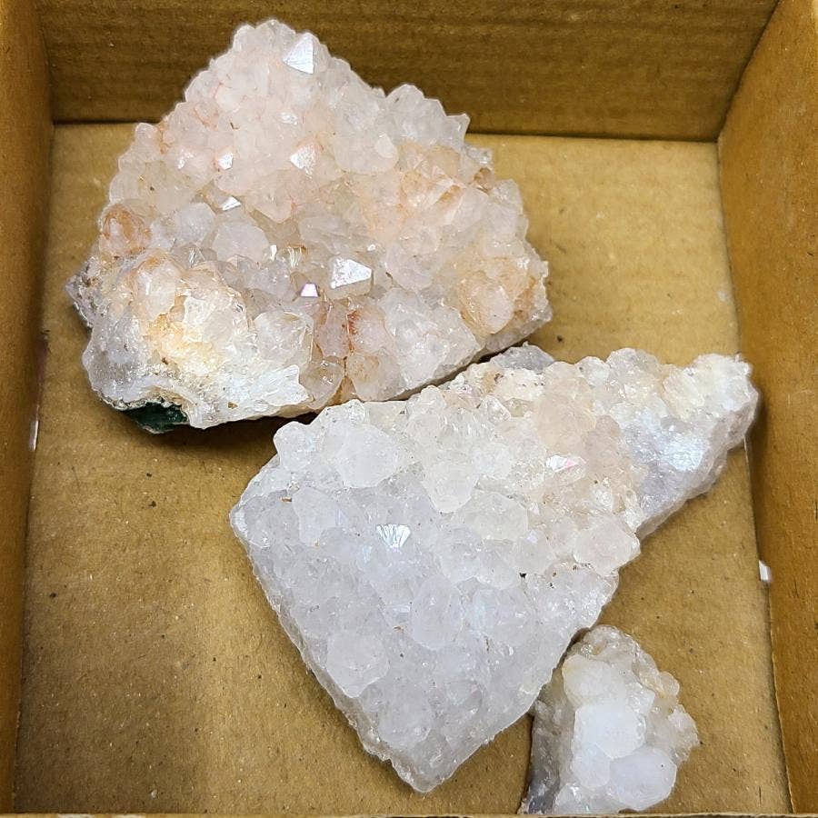 GREENROOTS USA LLC - Vente Pierre et cristal de spiritualité - Grappes de cristaux Rainbow Druzy 6 oz3