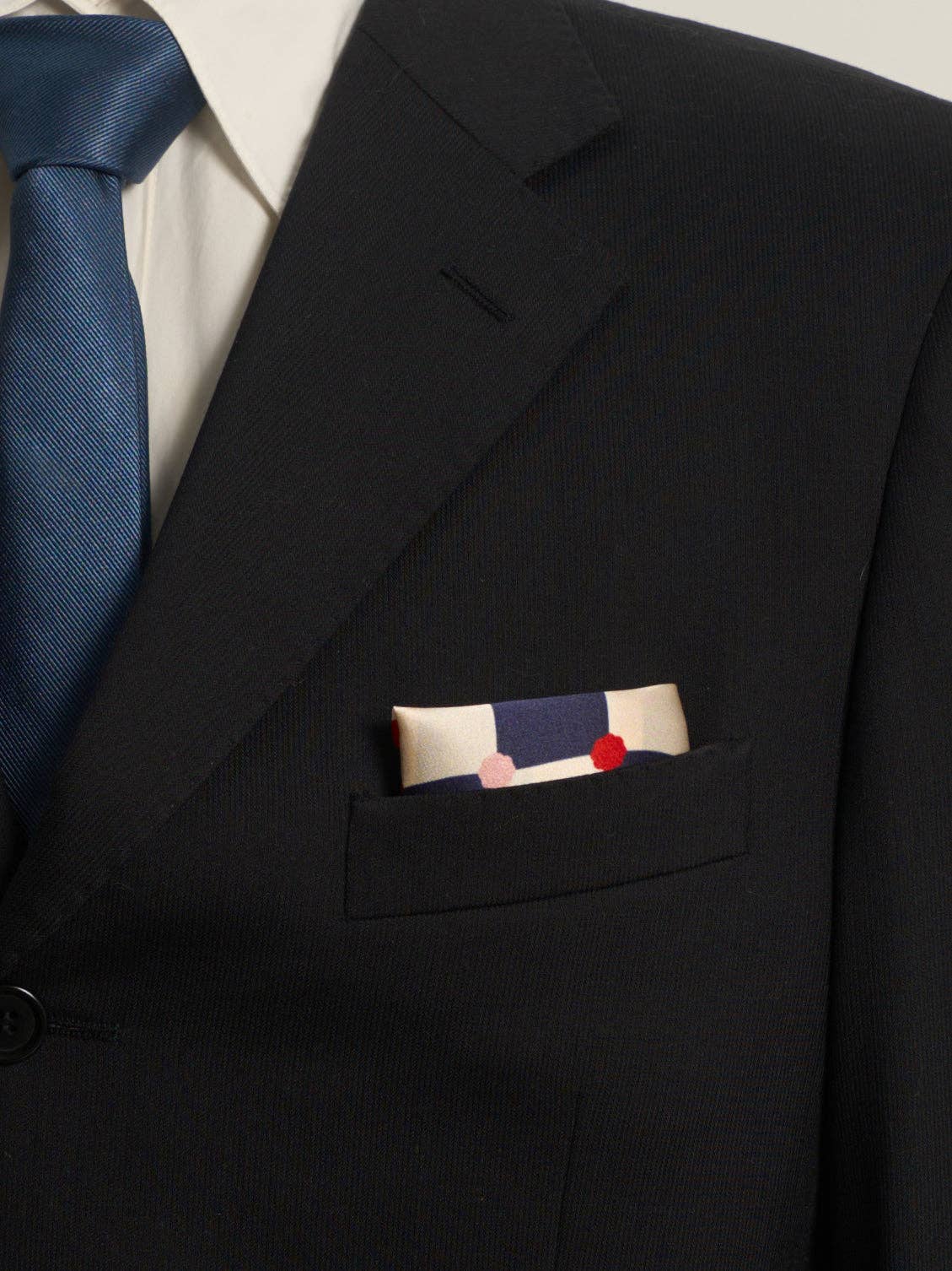 Bleu Pochette en soie à motif damier - Bleu en vente sur Faire1