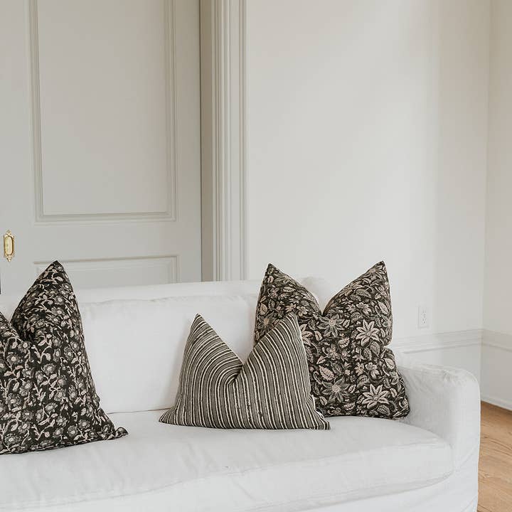 RuffledThread - Wholesale Throw Pillow Cover - Dejo- Indian Hand Block linen Lumbar pillow cover8