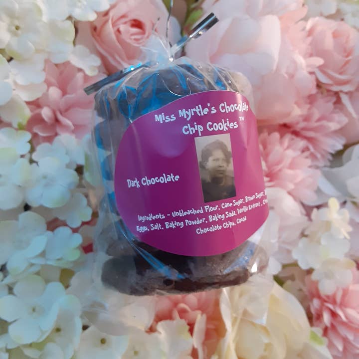 Regular or Dark Chocolate Chip Cookies Treat Bag for wholesale by Miss Myrtle's Chocolate Chip Cookies