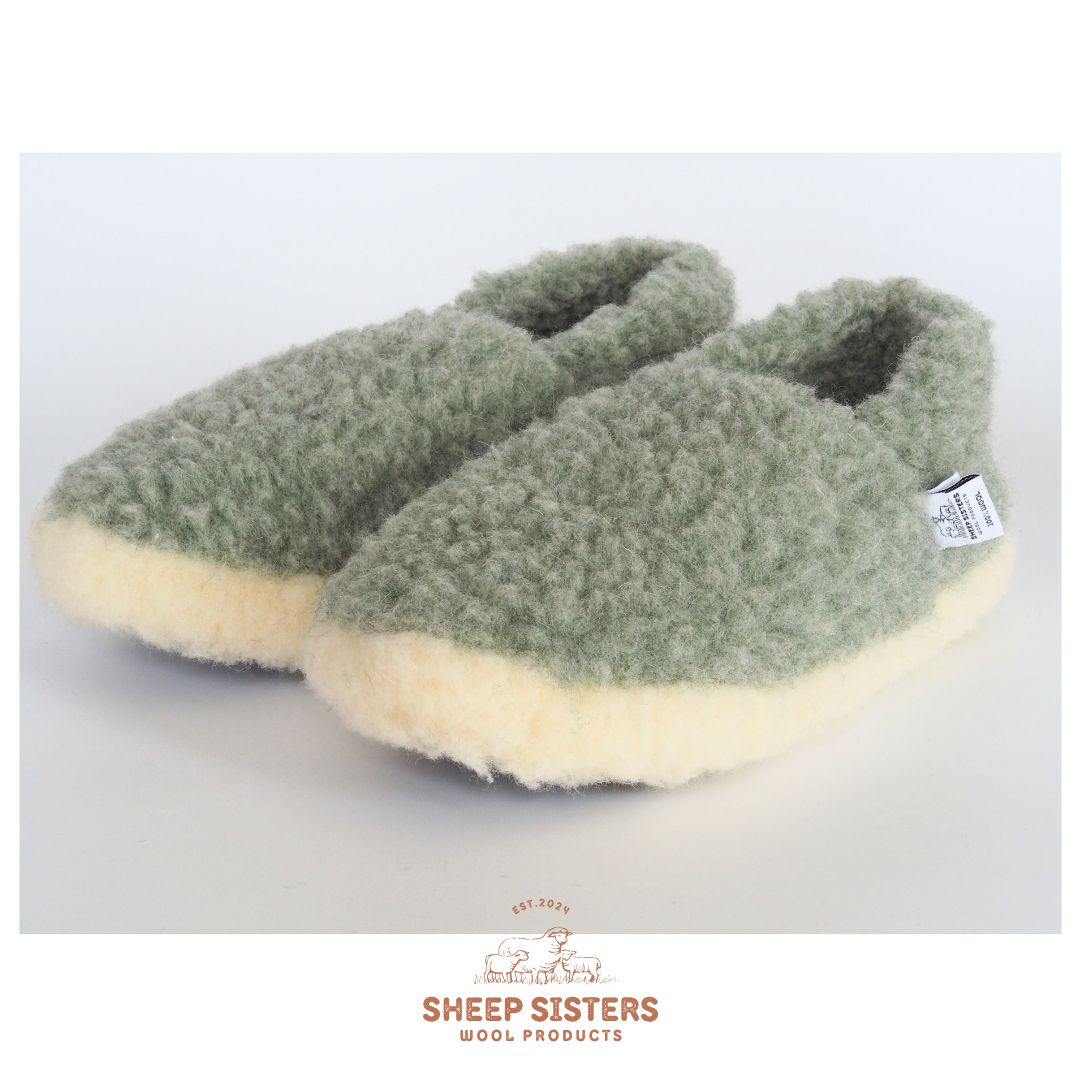 Sheep Sisters - Wholesale Slippers - Unisex - Cloud Slippers Matcha1