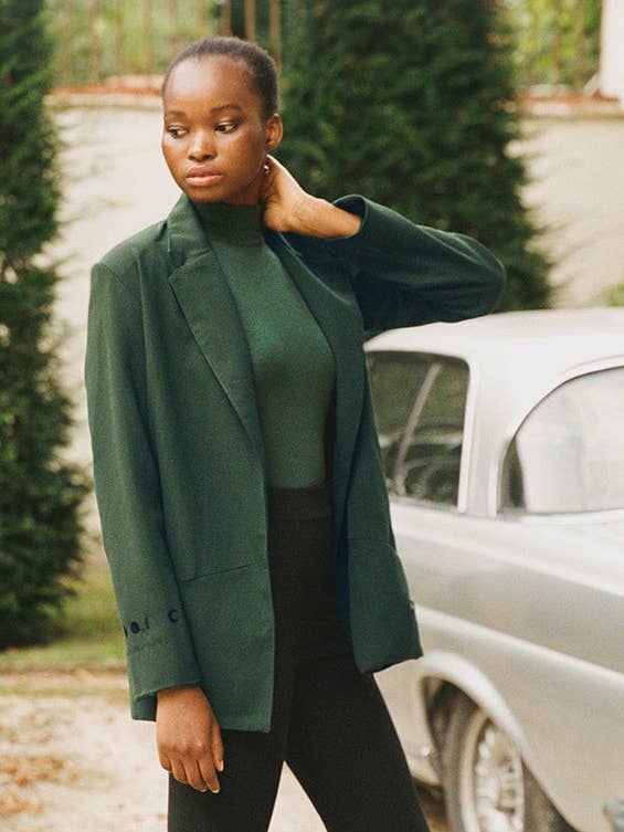 ALEXIOS Rollkragen-Body in Renn-Grün für den Großhandel von ESSENTIALS FOR ZULA