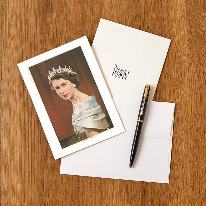 Found Image Press - Wholesale Stationery/Notecard Set - Greeting Card EN-60 Queen Elizabeth II1