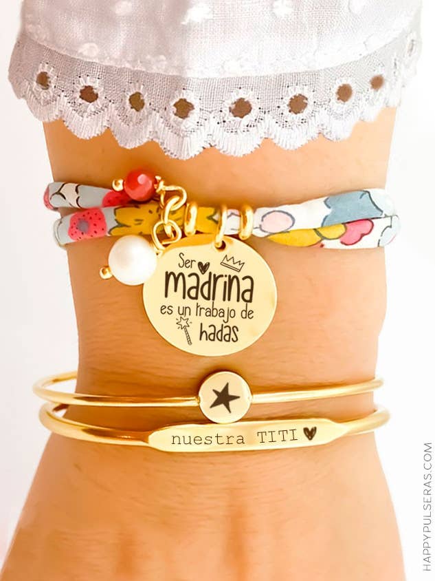 Kombination af 3 Happy Liberty armbånd og stive øreringe. for engroshandel hos Happypulseras