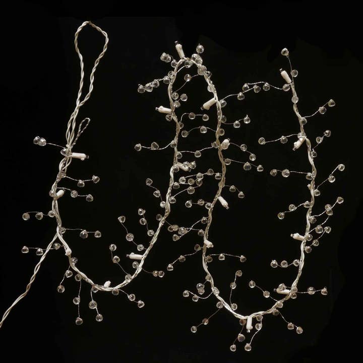 Decor N Beyond - Wholesale String Lights - 6' Lighted Faceted Acrylic Berry Garland3