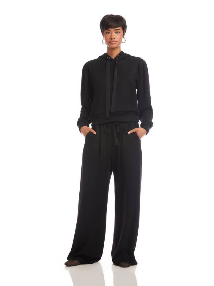 Black F Nyri Pleat Sleeve Hoodie for wholesale on Faire1