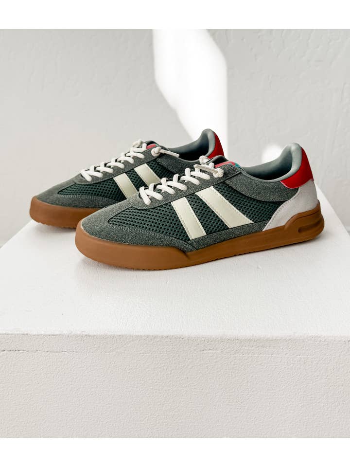 Naughty Monkey Open Pack - Wholesale Lifestyle Sneakers - Women's - Brita Sneaker in Green1