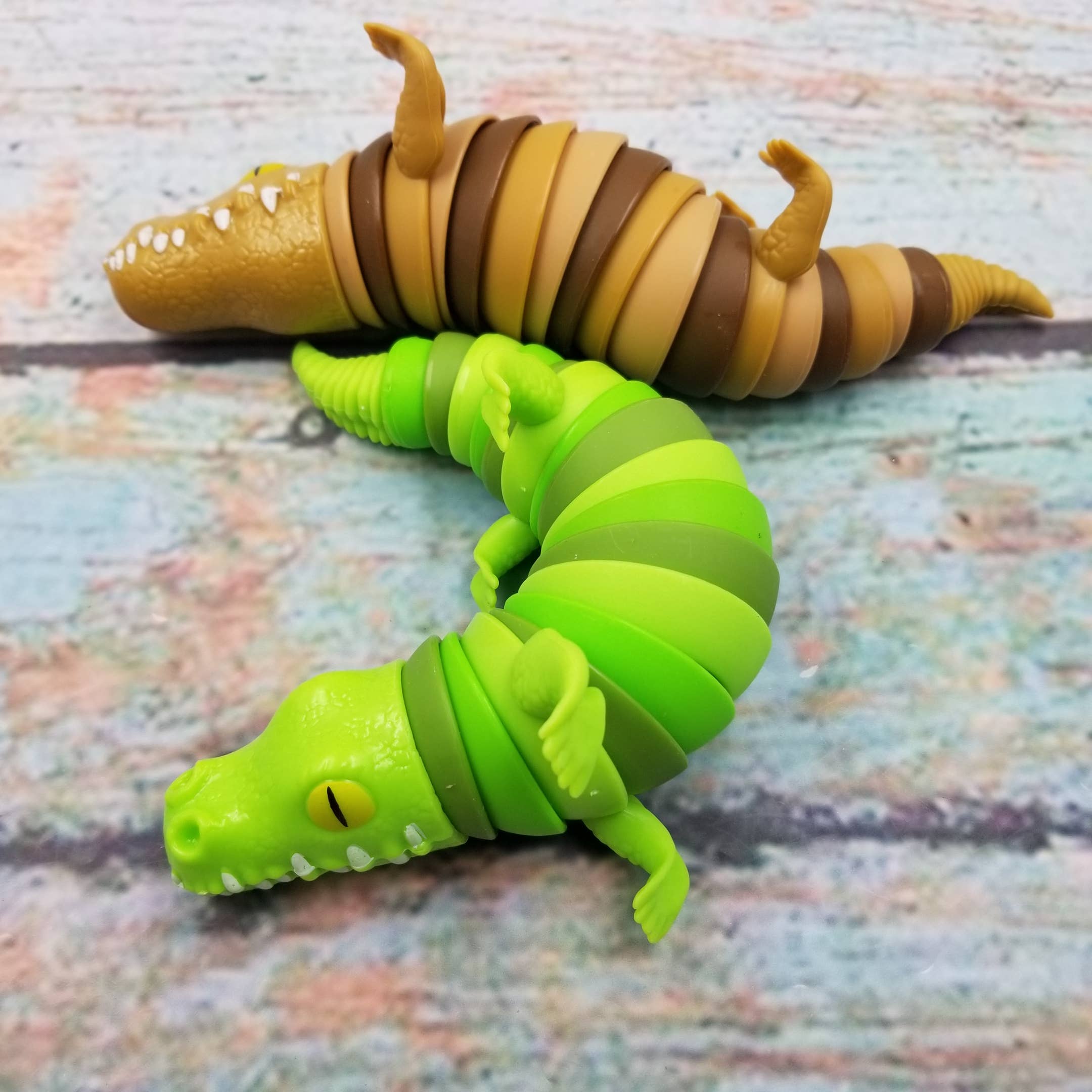 MIAS SHOP – wholesale Fidget toy – Kids – Crocodile Sensory Fidget StressRelief Slug Toy4