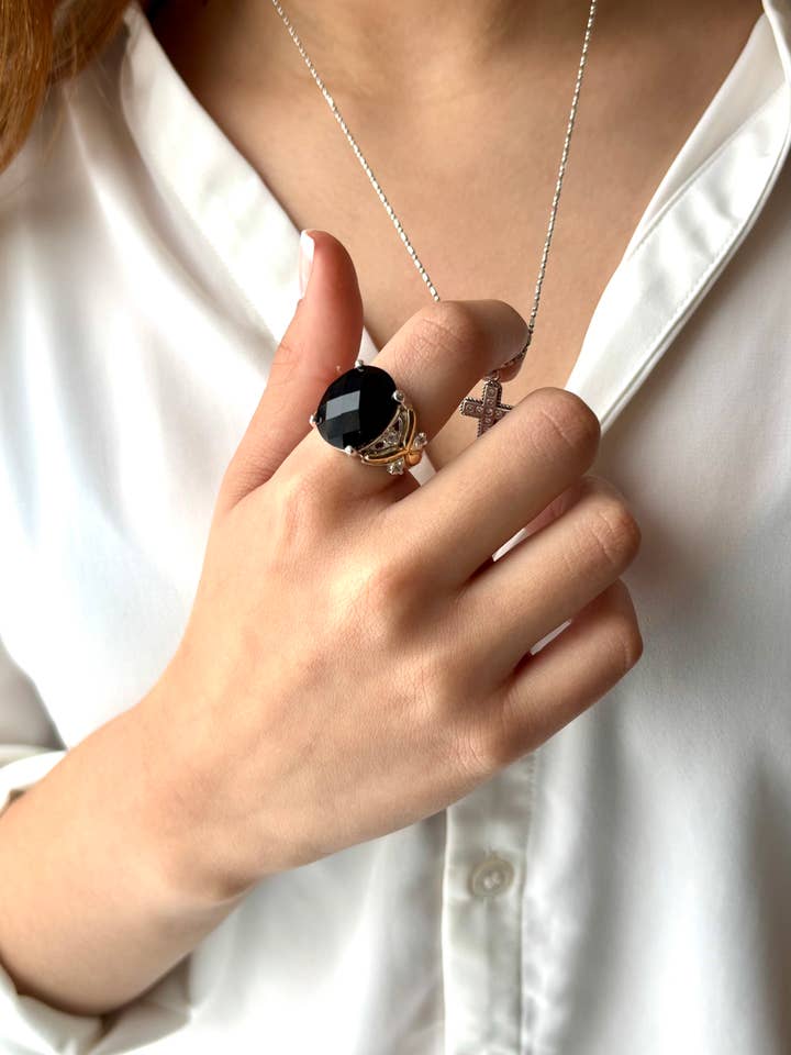 925 Sterling Silver Ring with 10K Gold Accents onyx stone for wholesale by QURI