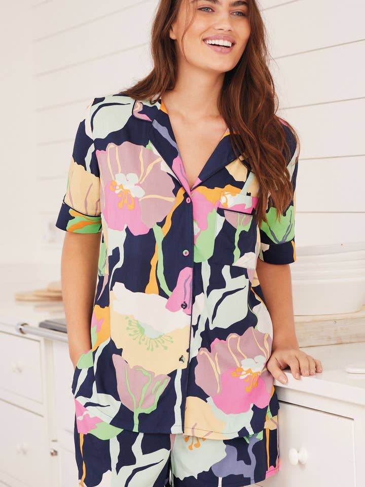 Styleinstant marinblå blommönstrade loungekläder. för wholesale av STYLE INSTANT