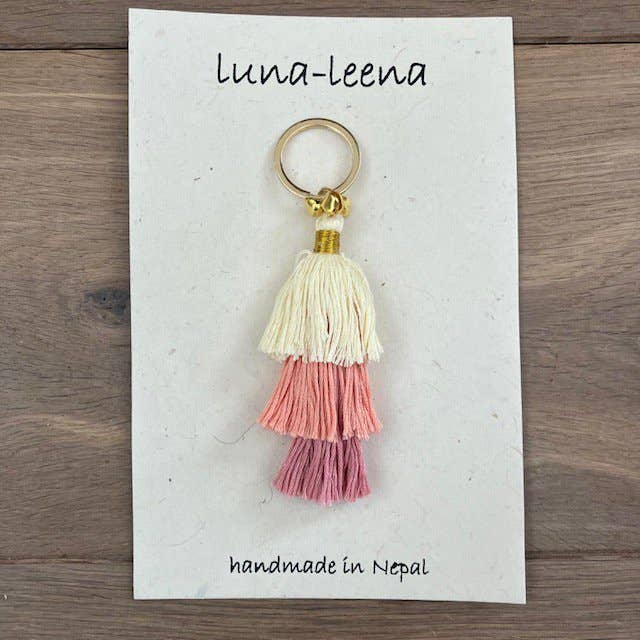 Luna-Leena  - handmade in Nepal - Wholesale Keychain - Women's - sleutelhanger kwast oudroze - tasbedel - biologisch handgemaakt4