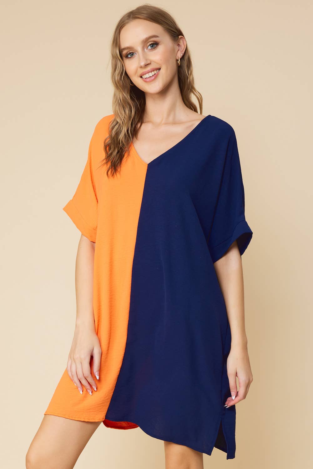 Peace Love Line - Vendita all'ingrosso Vestito - Donna - MINI ABITO CON SCOLLO A V COLOR BLOCK8