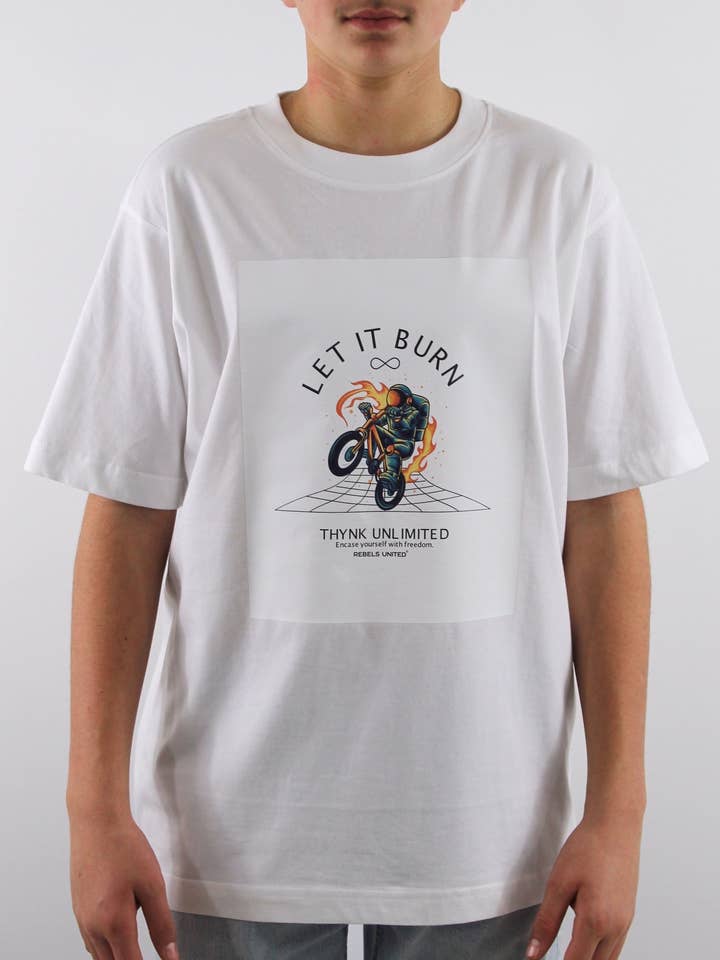 T-shirt organica unisex, bianca con stampa - Think unlimited per la vendita all'ingrosso da parte di Rebels United