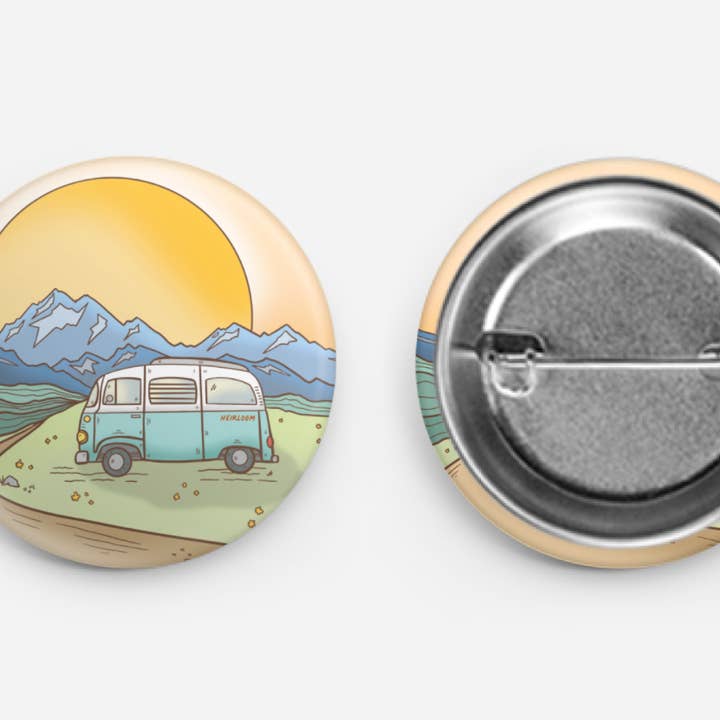 Broche de bouton Camper Van Sunset pour la vente par Heirloom Design Co.