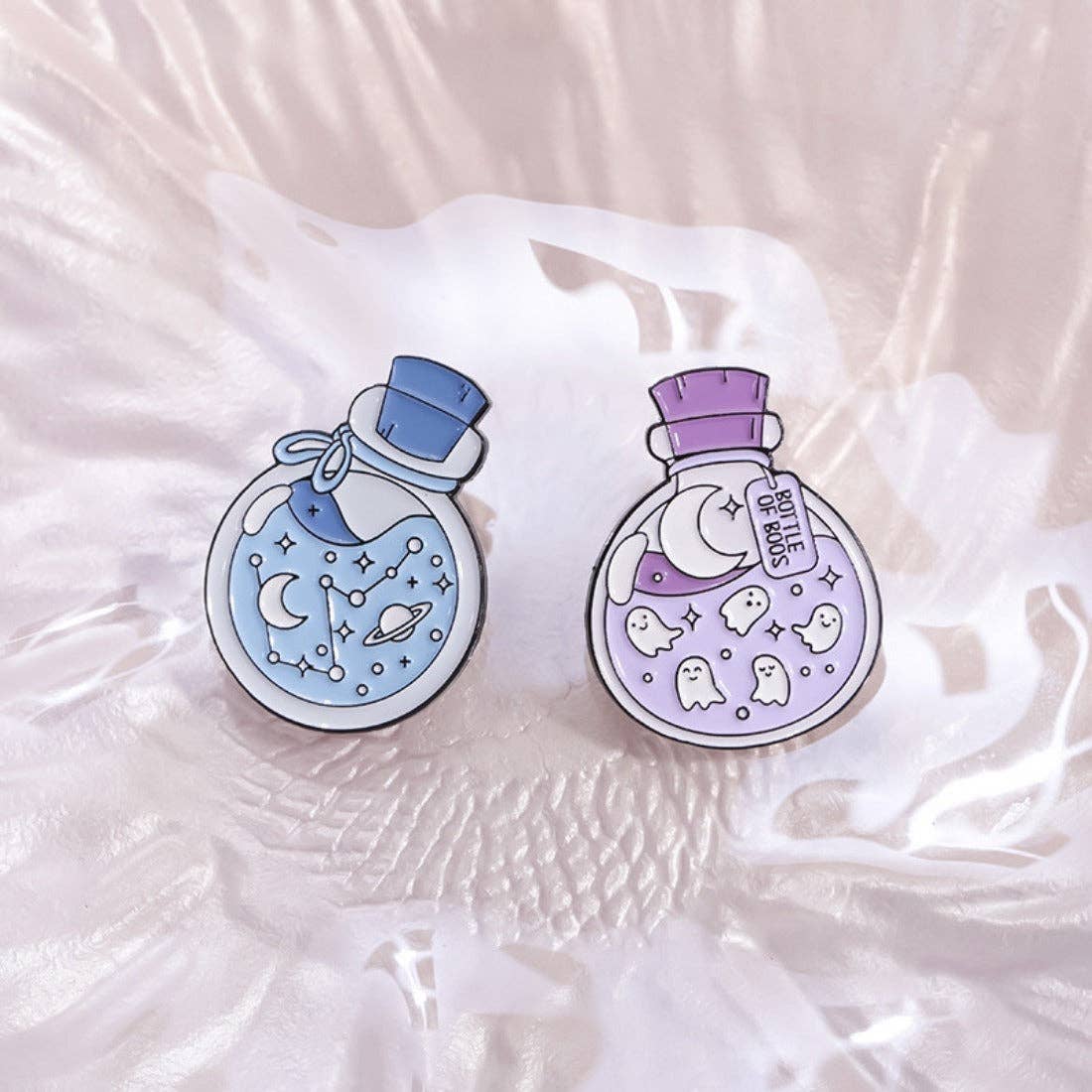 Magia Design - Wholesale Lapel Pin/Button - Whimsical Potion & Planet Enamel Pin15