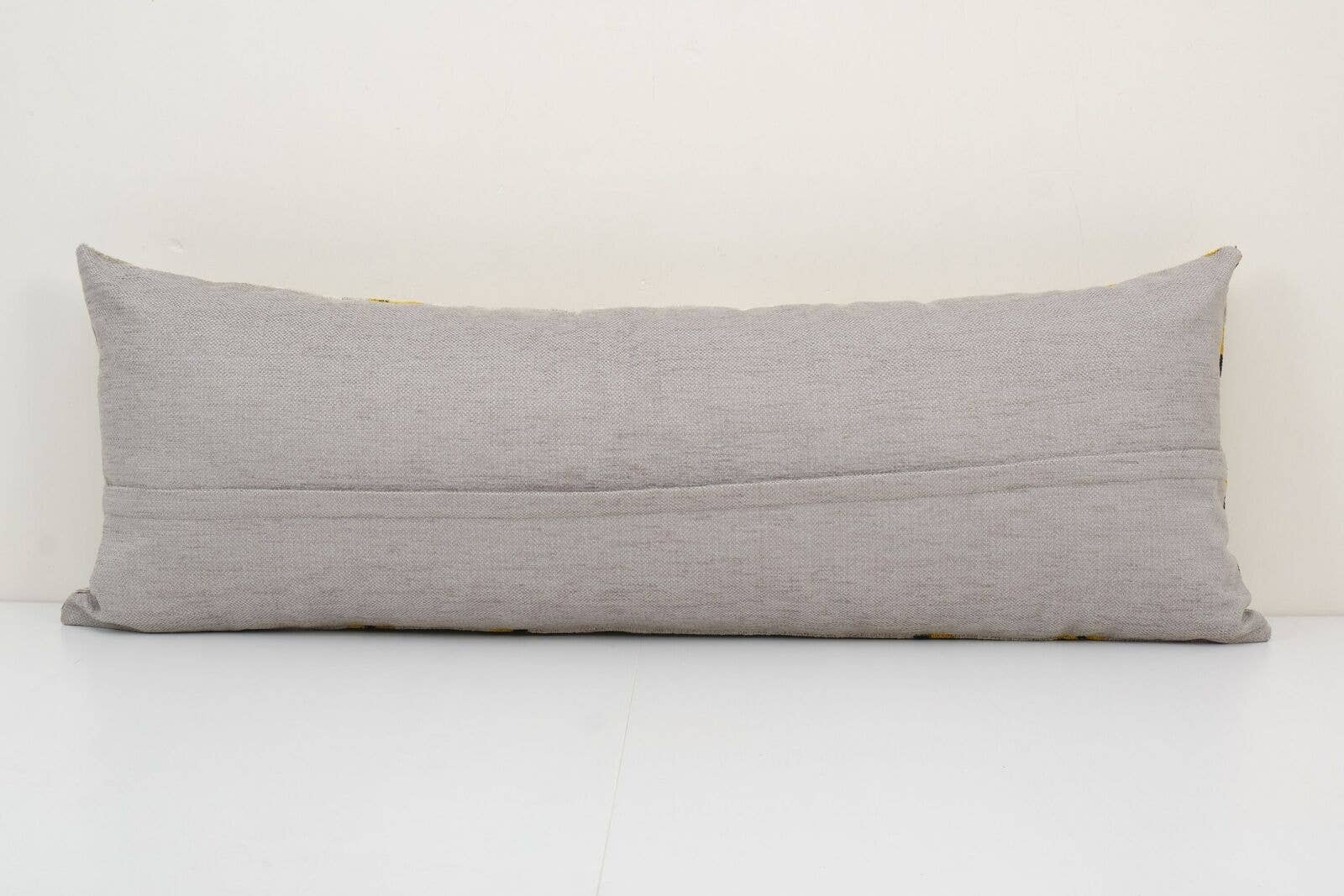 Vintage Pillows Store - Vendita all'ingrosso Cuscini lombari - Cuscino da letto in velluto Ikat Tiger, fodera per cuscino lombare in seta4