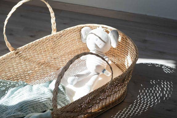 Alwan Créations - Wholesale Bassinet - Baby - Moses basket set in rattan with mattress and wooden stand3