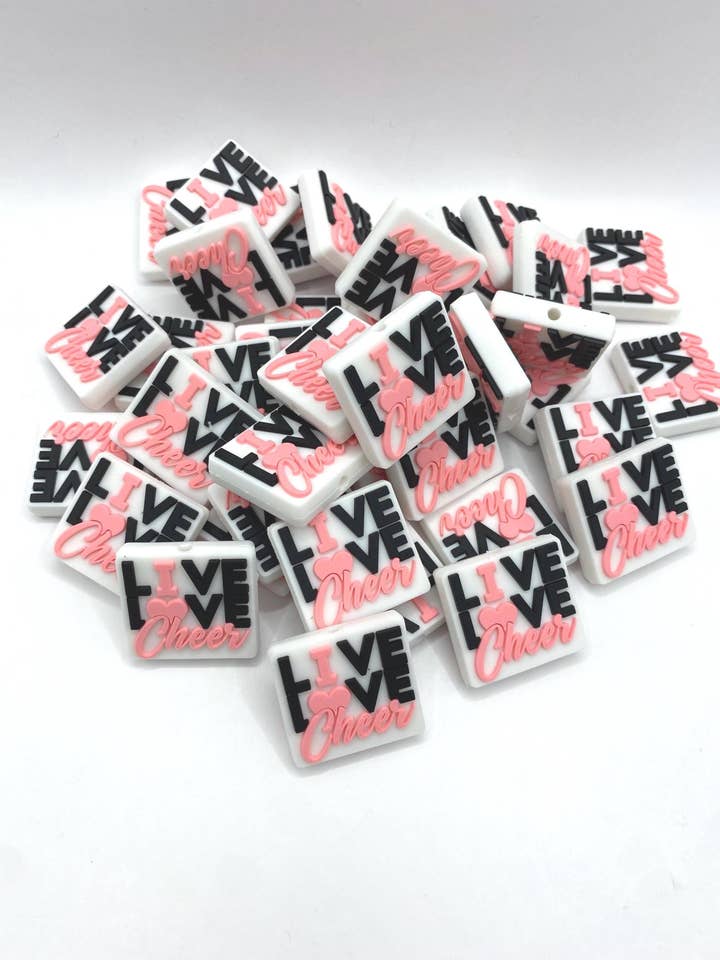 Perla Focale in Silicone Live Love Cheer - Cheerleading per la vendita all'ingrosso da parte di ASAP Craft Supplies