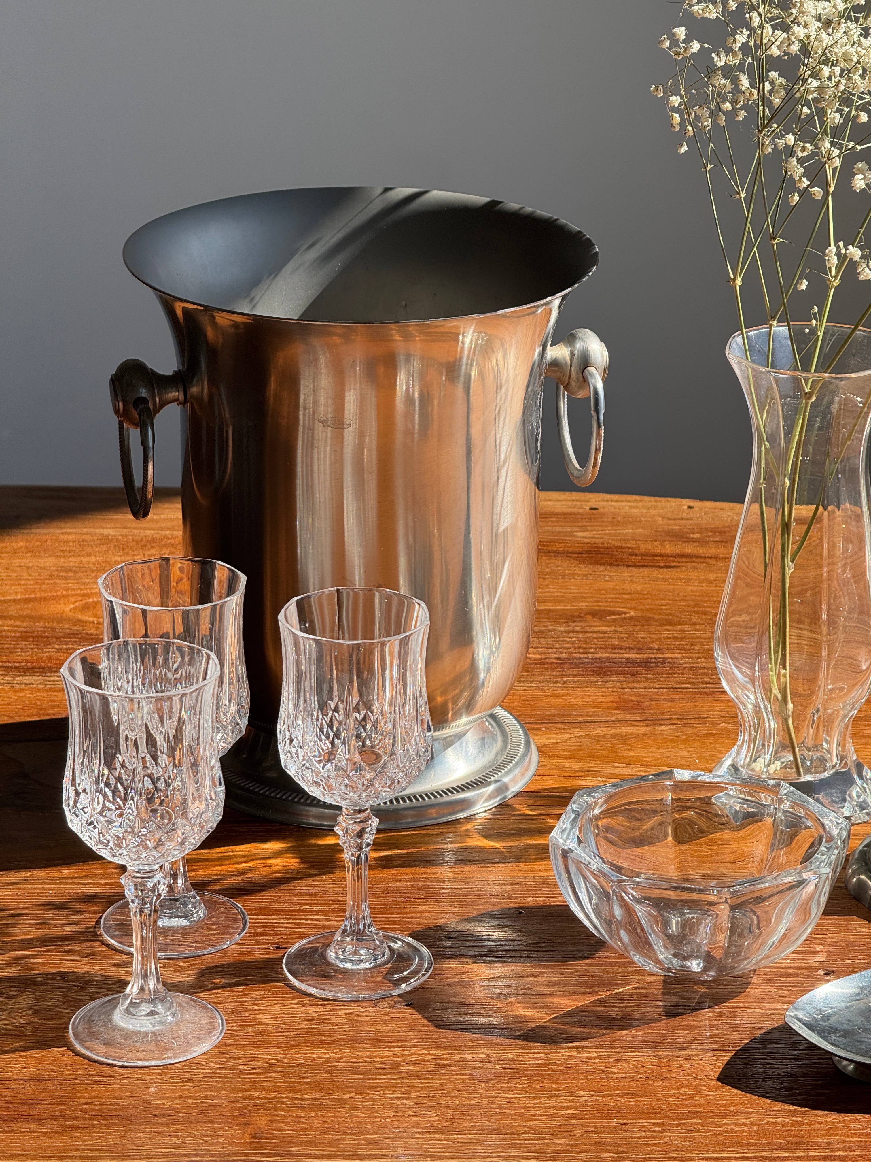 Office Objets - Wholesale Wine Glass - Set of 6 small diamond-cut crystal glasses H14.56