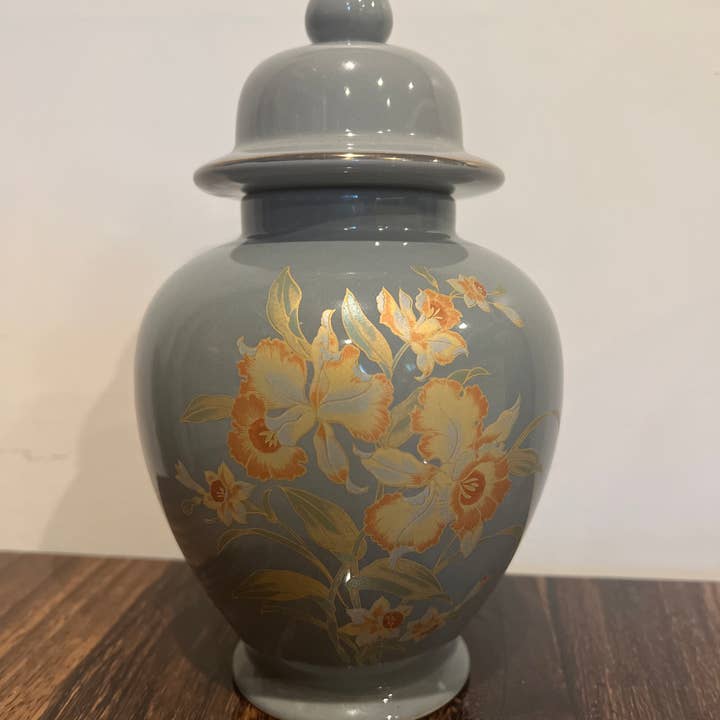 Vintage Vase for wholesale by Style Gather