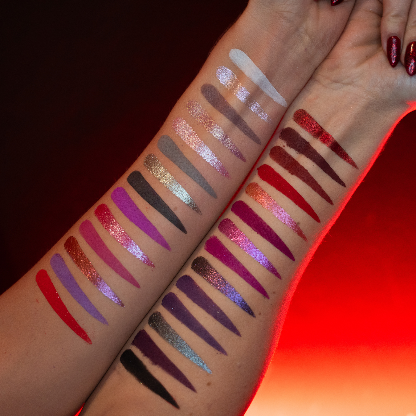 Jolie Beauty – wholesale Eyeshadow palette – Tainted Palette7