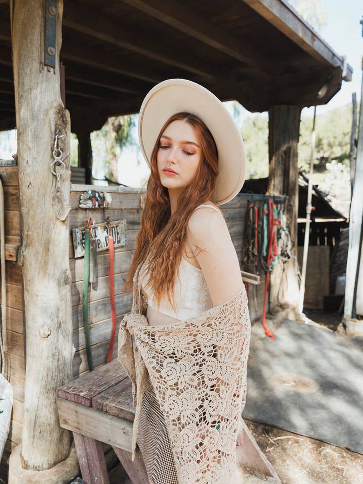 Leto Accessories - Wholesale Kimono - Women's - Crochet Floral Petal Kimono Wrap 🌼