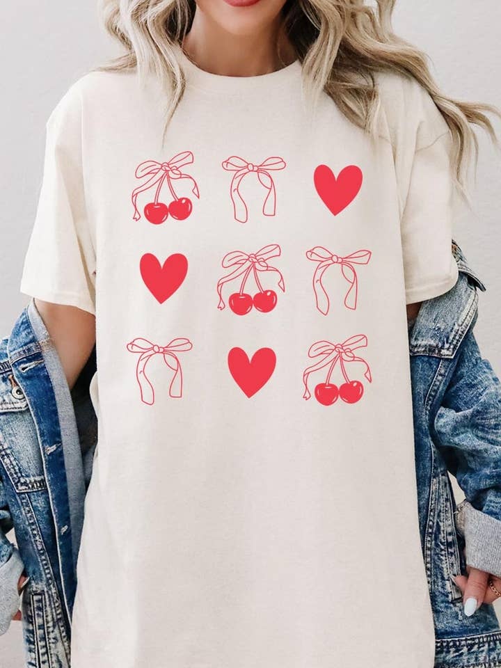 T-shirt en coton épais avec graphique de nœud et cœur de la Saint-Valentin pour la vente par COLORBEAR