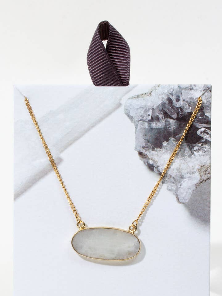 Collier en pierre précieuse Wanderlust - Pierre de lune pour la vente par Luna Norte