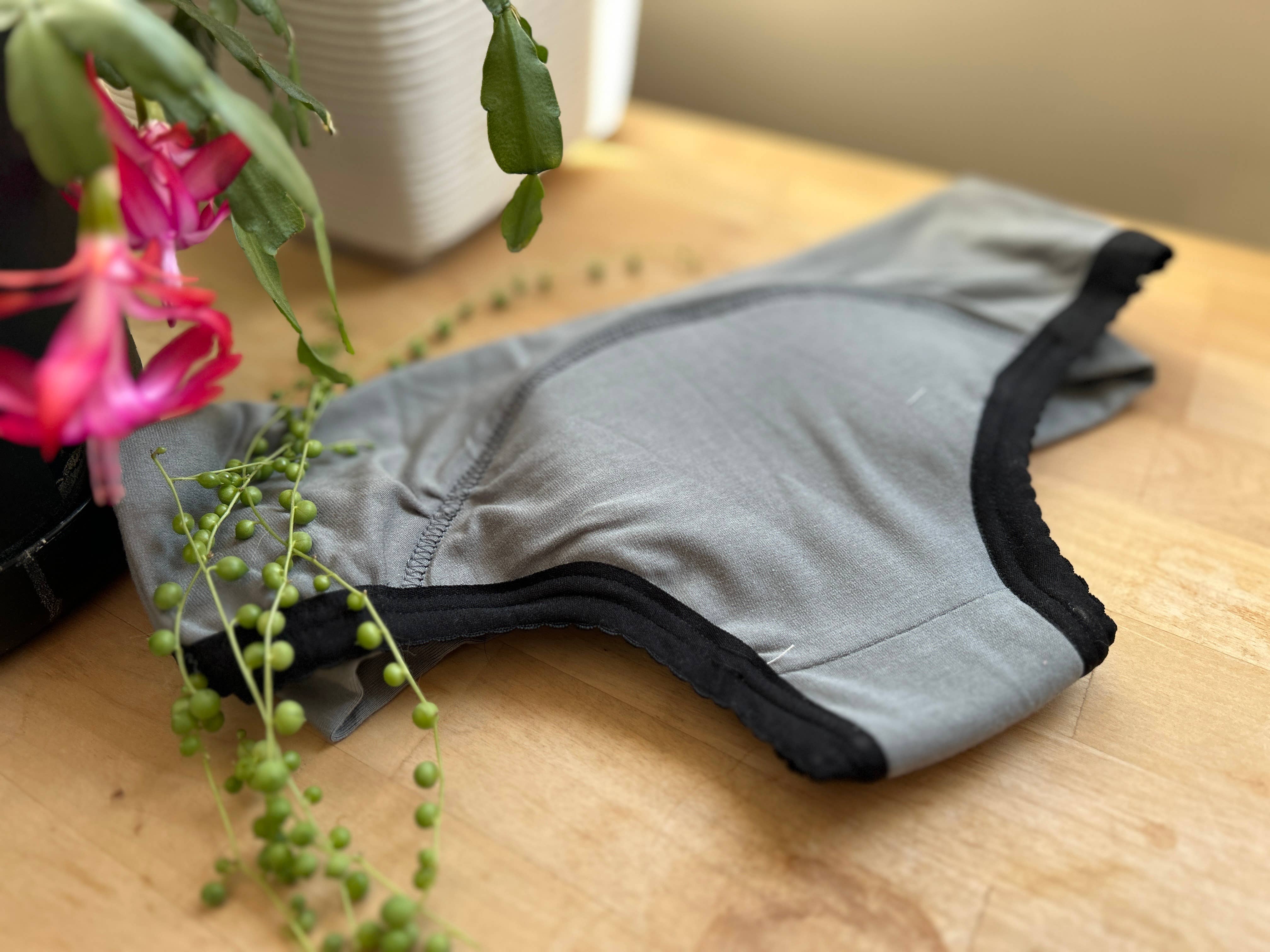 Rhymes with Orange - Wholesale Period Underwear - Women's - Organic Bamboo Period Underwear (XS to 4XL) 🌸10