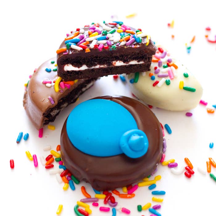 Oreos ensacados para comemoração de aniversário por atacado de Sweet Pete's Candy