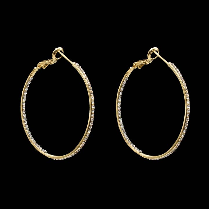 orecchini a cerchio Pave medi per la vendita all'ingrosso da parte di Be Je Designs