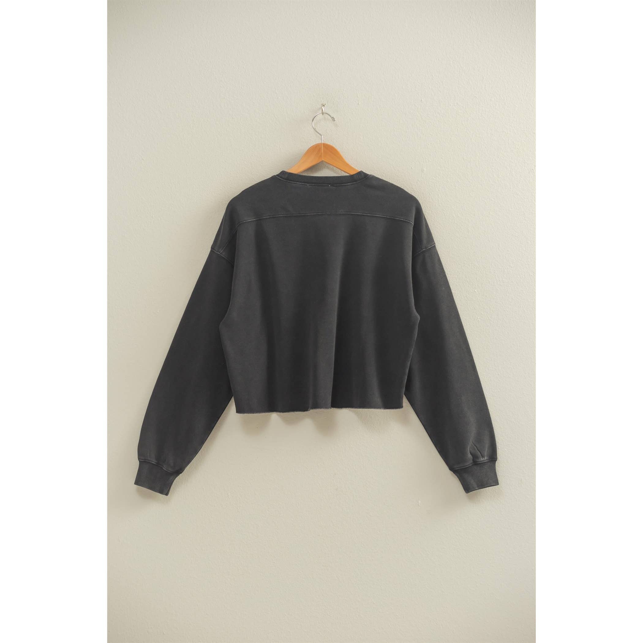 HYFVE - Wholesale Sweatshirt - Women's - Cropped Crewneck Sweatshirt With Oversized Sleeves29