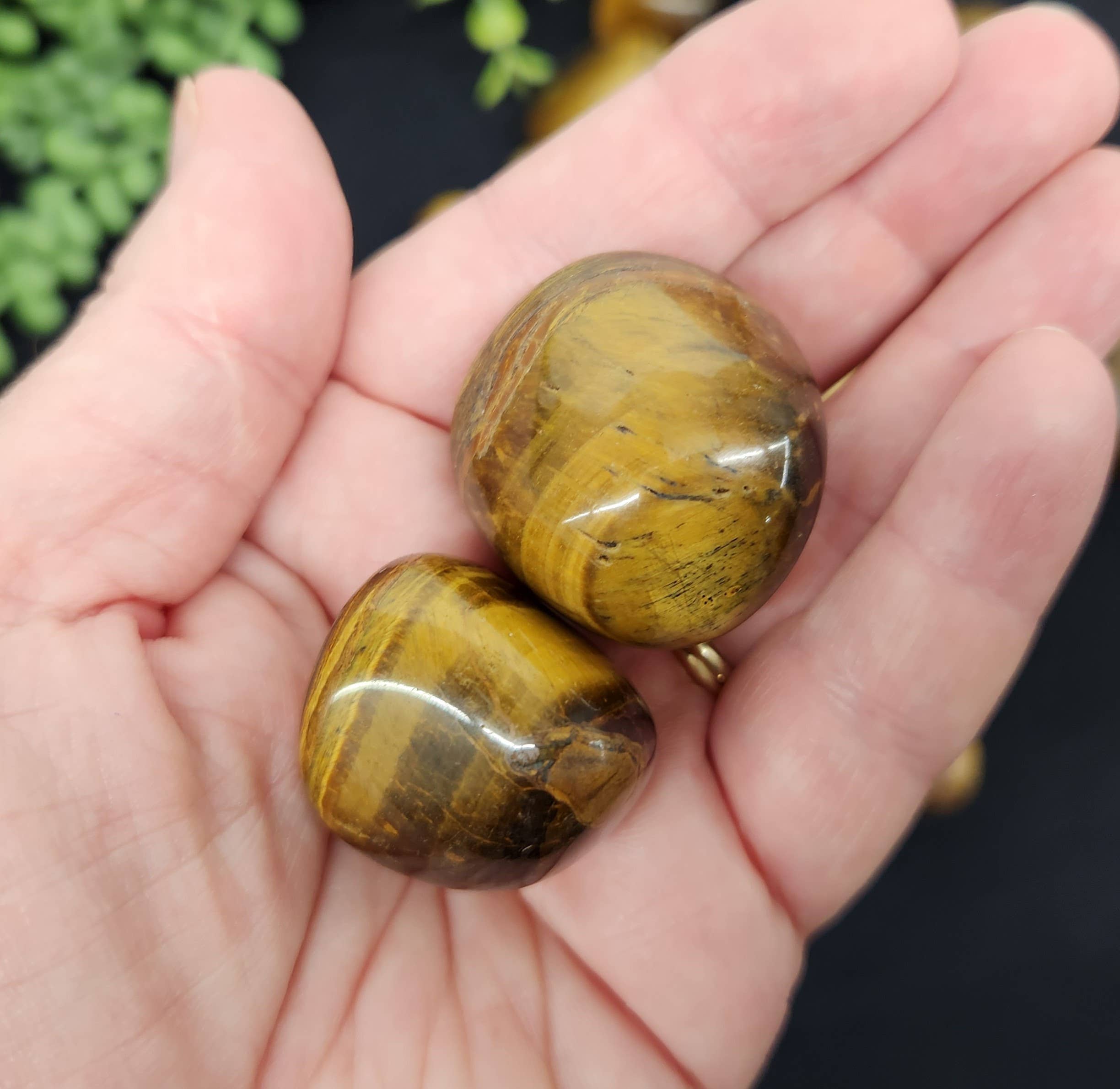 Meraki Gemstones - Wholesale Spirituele steen/kristal - Gele tijgeroog (1 kg/2,2 lbs.) Ongeveer 30-35 mm getrommeld5