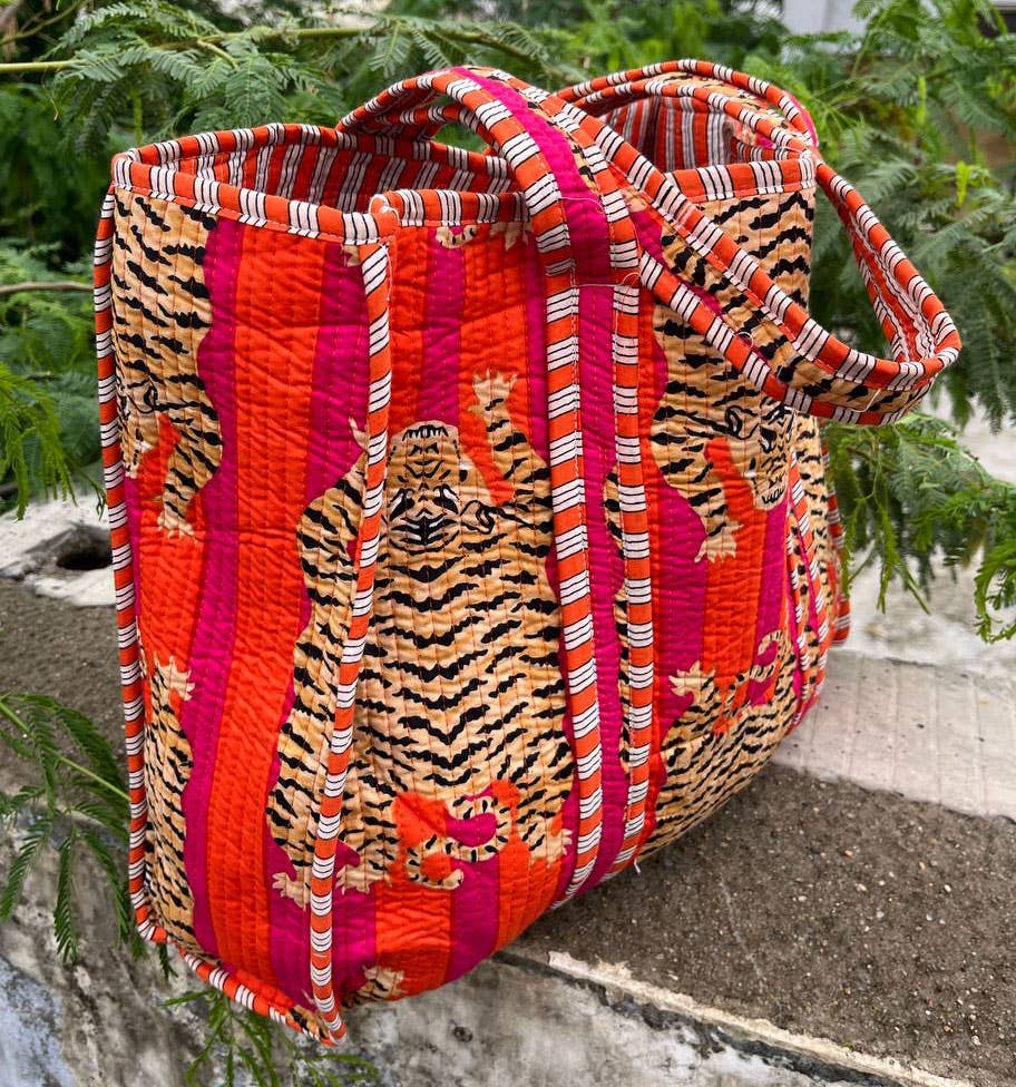 bhavnas boutique - Wholesale Shoulder bag – women's - Market Bag Women Shopping Bag Tiger Print Cotton Quilted Bag3
